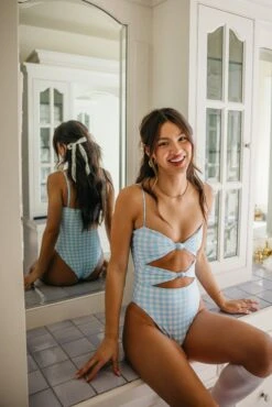 Lisa One Piece - Kansas -Sunreef Bikinis Shop 240112 skatie 1026 Edit