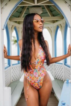 Lynn One Piece - Mulholland -Sunreef Bikinis Shop 240530 skatie 9014 Edit