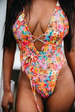 Lynn One Piece - Mulholland -Sunreef Bikinis Shop 240530 skatie 9046 Edit