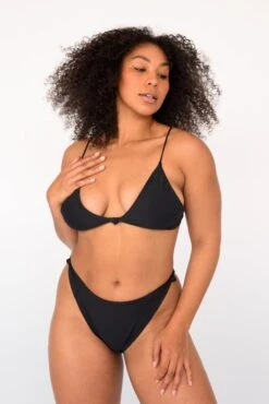 Salty Bottom - Black -Sunreef Bikinis Shop SKATIE BlackRe stockCURVE 159