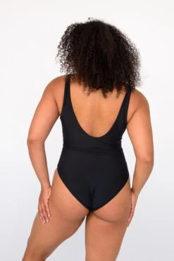 Amanda One Piece - Black -Sunreef Bikinis Shop SKATIE BlackRe stockCURVE 18
