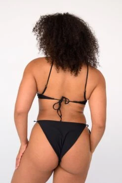 Sophie Top - Black -Sunreef Bikinis Shop SKATIE BlackRe stockCURVE 194