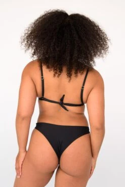 Dylan Bottom - Black -Sunreef Bikinis Shop SKATIE BlackRe stockCURVE 200