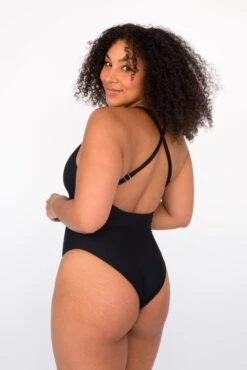 Zoey One Piece - Black 18 Zoey One Piece - Black -Sunreef Bikinis Shop SKATIE BlackRe stockCURVE 26