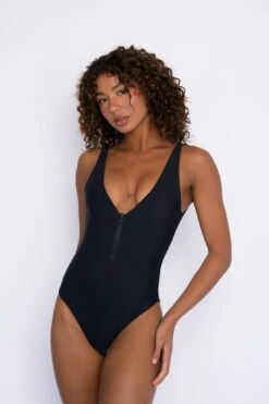 Carmen One Piece - Black -Sunreef Bikinis Shop SKATIE Blackrestock
