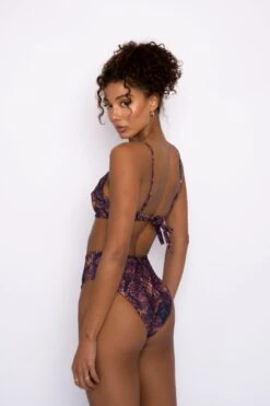 Monroe Bottom - Boa 10 Monroe Bottom - Boa -Sunreef Bikinis Shop SKATIE Boa 5 a74f944f 2084 4b02 84bd cfeb5a68f10b