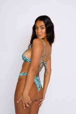 Melly Bottom - Cardiff -Sunreef Bikinis Shop SKATIE Cardiff 51 pp 496091aa befa 4223 8440 3ec527c08d99