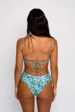 Melly Bottom - Cardiff -Sunreef Bikinis Shop SKATIE Cardiff 58 Edit 7c91d742 ab58 4929 96ff 20c60f477920