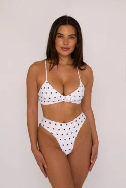 Betsy Top - Liberty -Sunreef Bikinis Shop SKATIE Liberty 33 Edit f8e3e333 d2c3 4ca3 ae67 d19f895b3120