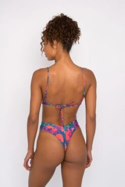 Sarah Top - Moonstruck 11 Sarah Top - Moonstruck -Sunreef Bikinis Shop SKATIE Moonstruck 37 7570e737 7ae0 490a 929c 7d168d97eac9