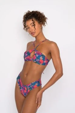 Sophie Top - Moonstruck 18 Sophie Top - Moonstruck -Sunreef Bikinis Shop SKATIE Moonstruck 5 491d2ded 72a2 49c9 996b 02c679170829