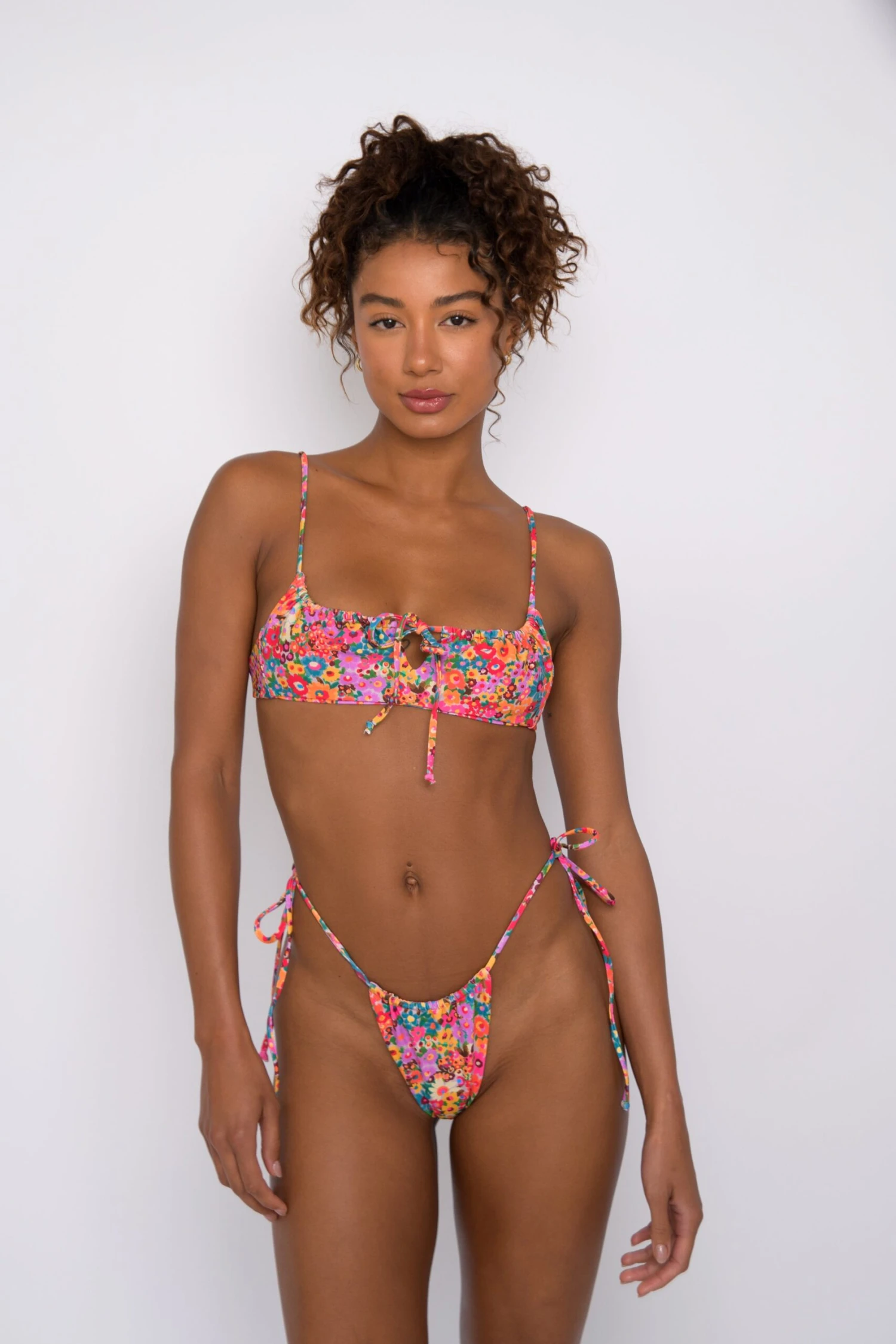 Kristen Bottom - Mulholland 4 Kristen Bottom - Mulholland - Image 2