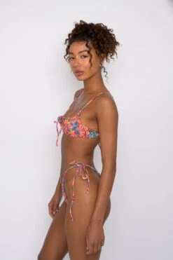 Kristen Bottom - Mulholland 10 Kristen Bottom - Mulholland -Sunreef Bikinis Shop SKATIE Muholland 12 50f1e24d f5ab 4c96 905c a15172e2d8c5