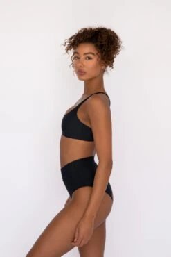 Scarlette Bottom - Black -Sunreef Bikinis Shop SKATIE black 222 d5e71315 2971 412e 9807 c215acb5594a