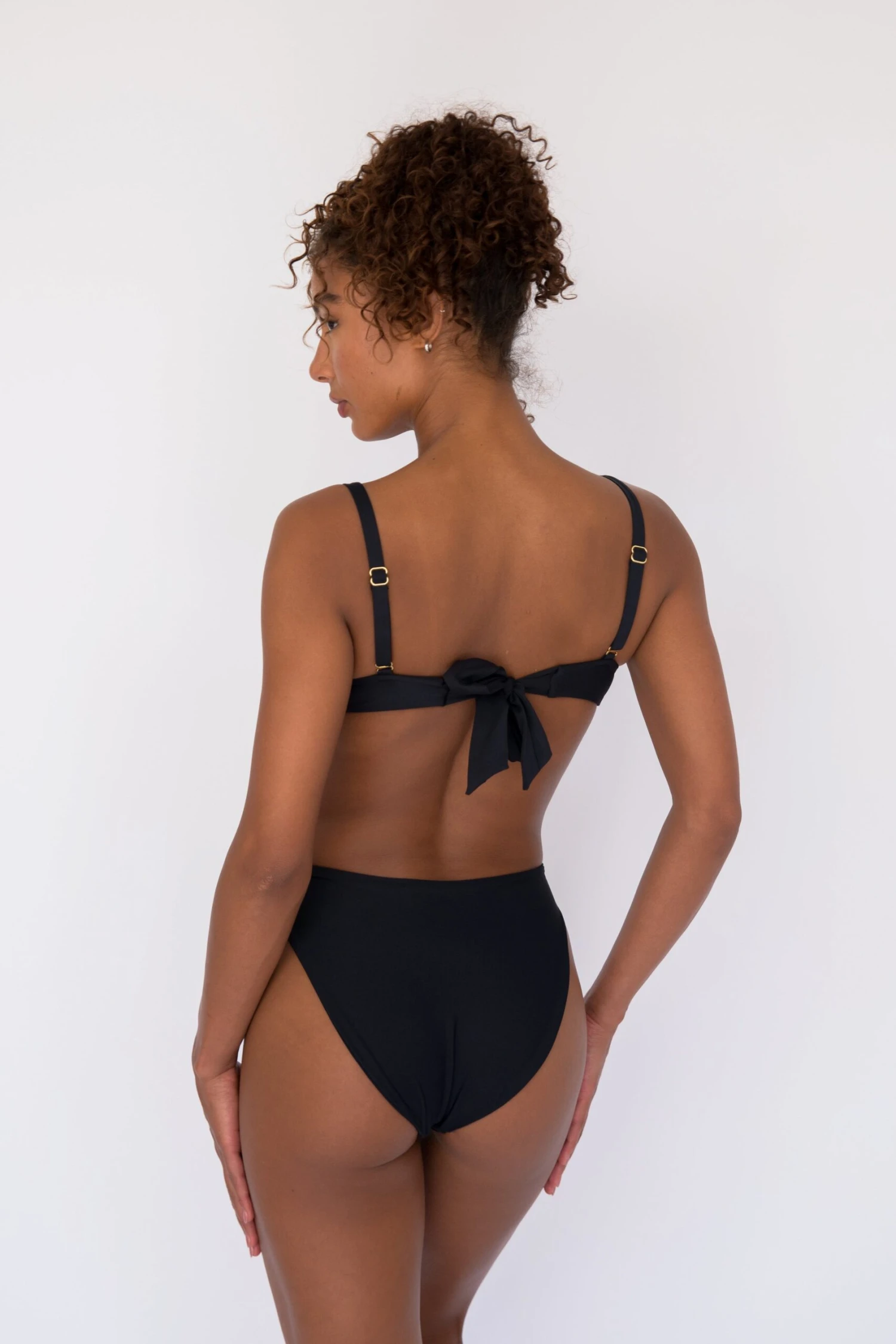 Lola Top - Black 4 Lola Top - Black - Image 2