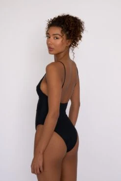 Rachel One Piece - Black 14 Rachel One Piece - Black -Sunreef Bikinis Shop SKATIE black 8 189461f5 3448 4ce9 9588 db44c52a9adc