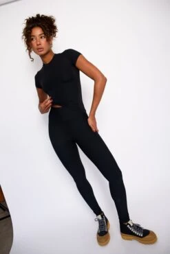 Kim Top - Black -Sunreef Bikinis Shop SKATIE black 9