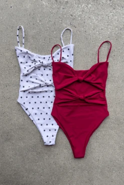 Lisa One Piece - Liberty 11 Lisa One Piece - Liberty -Sunreef Bikinis Shop SkatieE comm 6 b3e04a36 617b 44d6 a72e 72fb2b18b74f