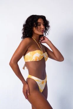 Kelly Bottom - Soleil -Sunreef Bikinis Shop Soleil Cher Kelly 06 d6236b01 81a4 4a6e 80c2 869769d34c5a